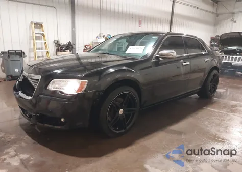2013 Chrysler 300C Awd from USA, damaged, VIN 2C3CCAKT6DH645145